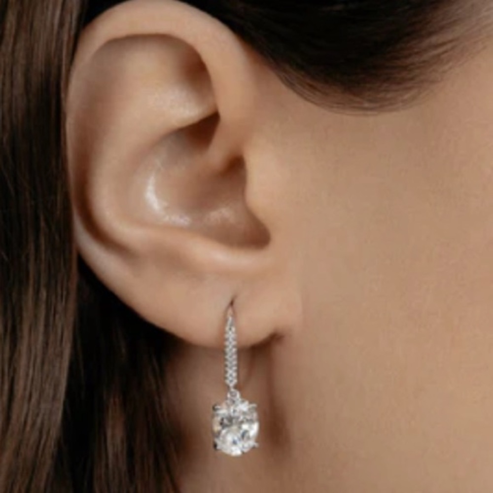 Drop earrings